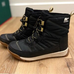 Sorel Waterproof Women Boot Size 6
